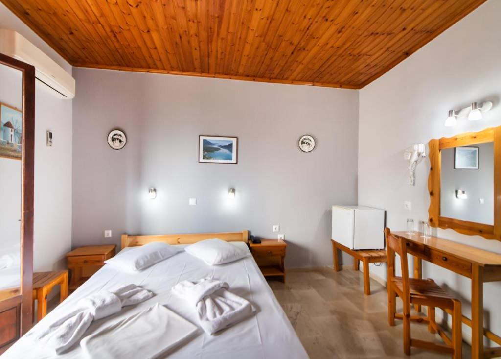 Hotel Nostos 2*
