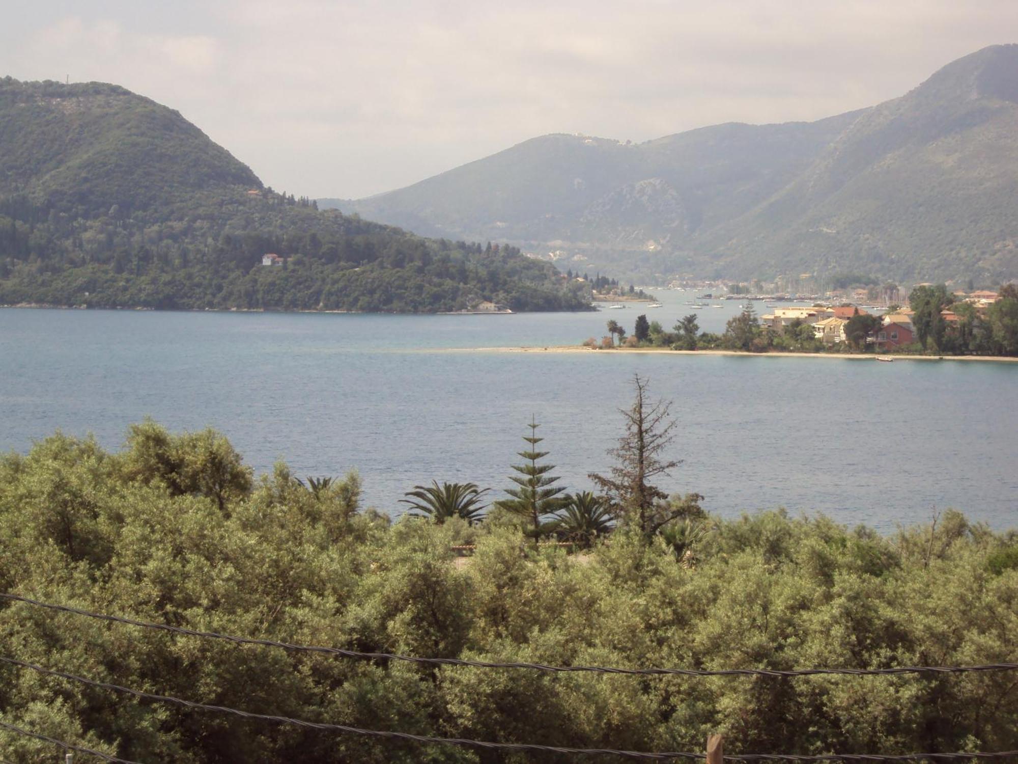 Nostos Hotel 2*